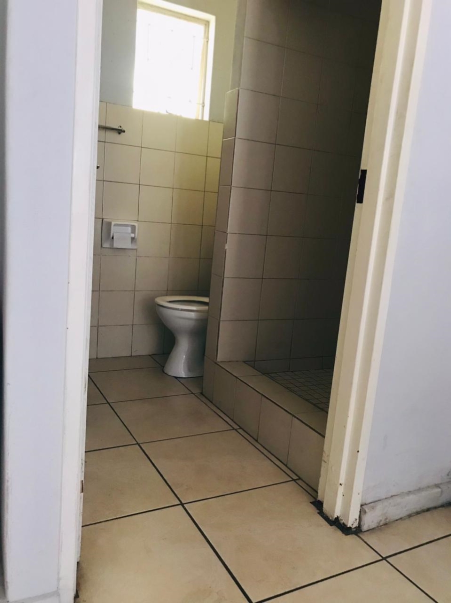 1 Bedroom Property for Sale in Scottsville KwaZulu-Natal