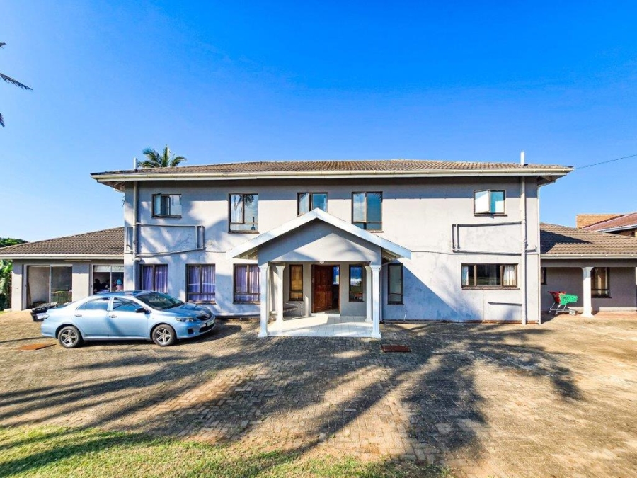 7 Bedroom Property for Sale in Hibberdene KwaZulu-Natal