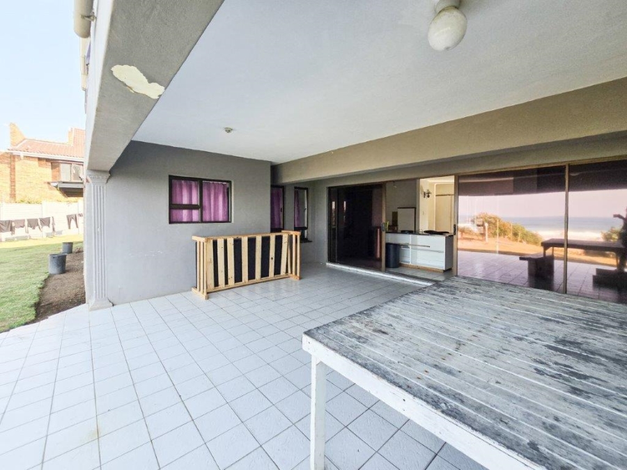 7 Bedroom Property for Sale in Hibberdene KwaZulu-Natal