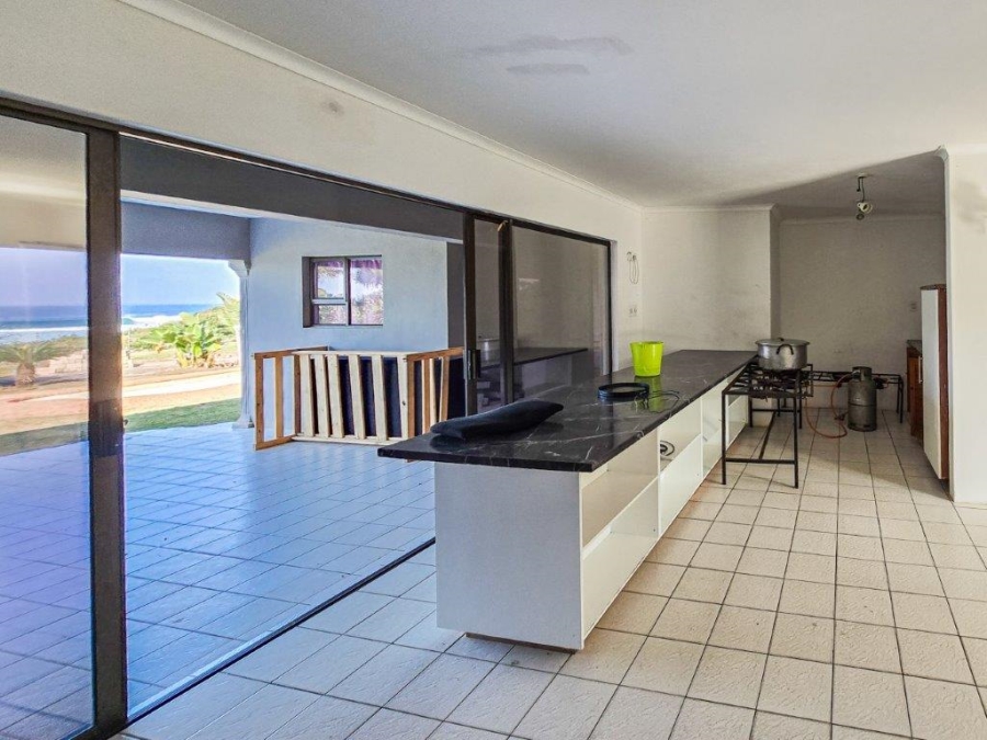 7 Bedroom Property for Sale in Hibberdene KwaZulu-Natal