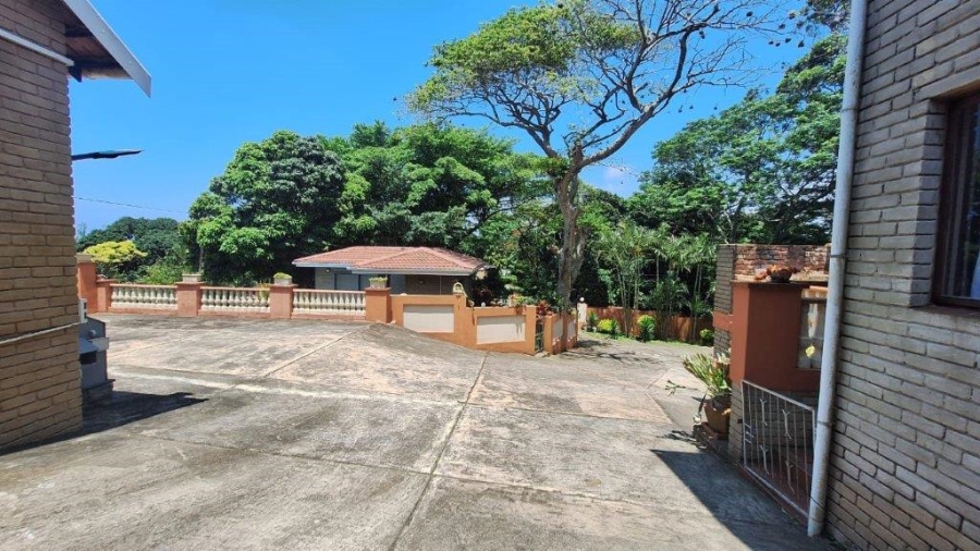 6 Bedroom Property for Sale in Southport KwaZulu-Natal