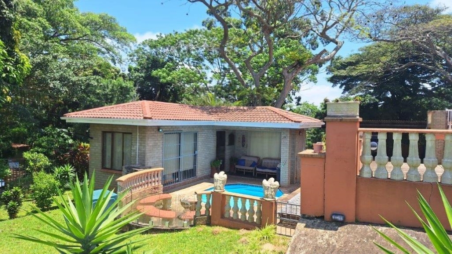 6 Bedroom Property for Sale in Southport KwaZulu-Natal