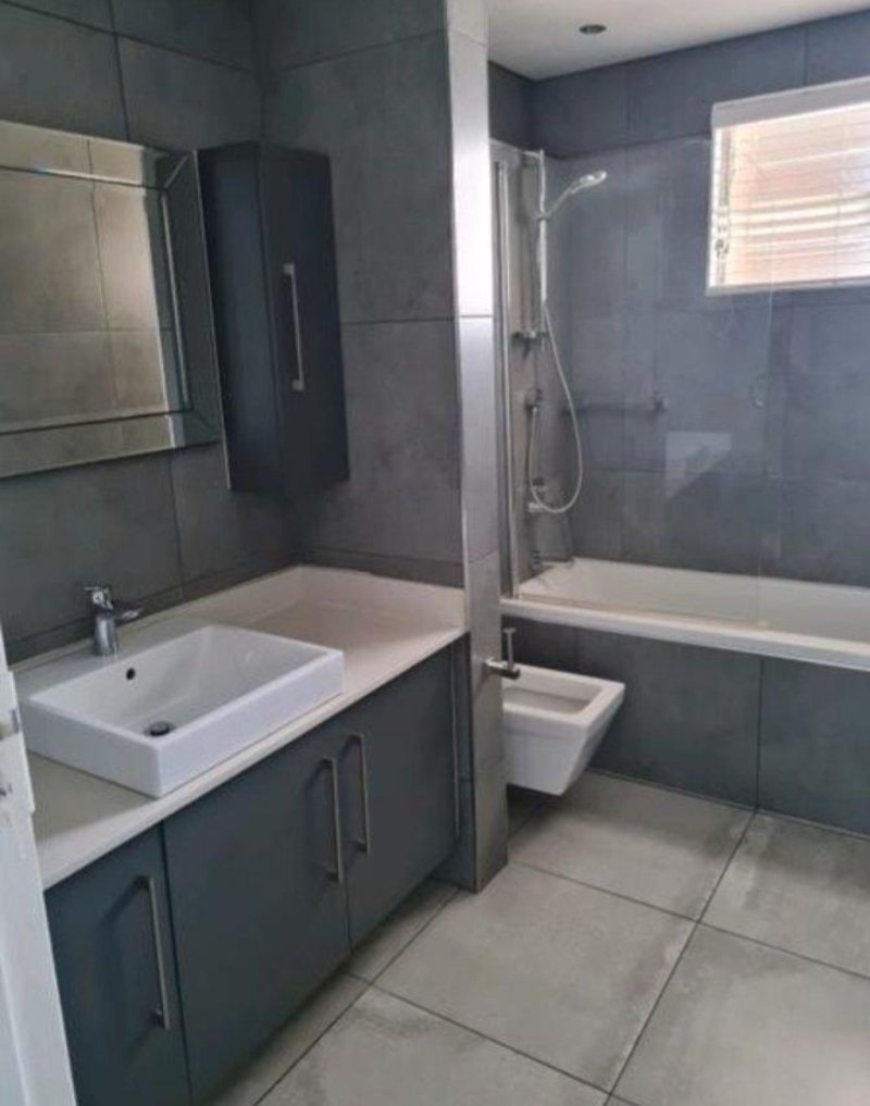 2 Bedroom Property for Sale in Esplanade KwaZulu-Natal