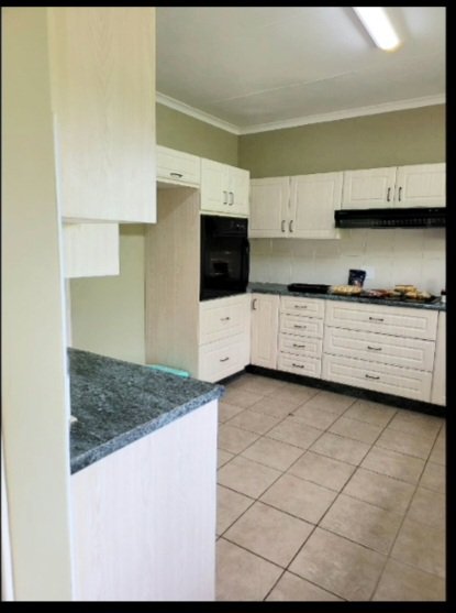 To Let 2 Bedroom Property for Rent in Howick North KwaZulu-Natal