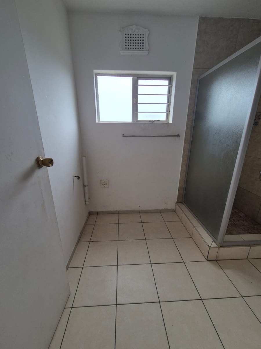 To Let 2 Bedroom Property for Rent in Bluff KwaZulu-Natal