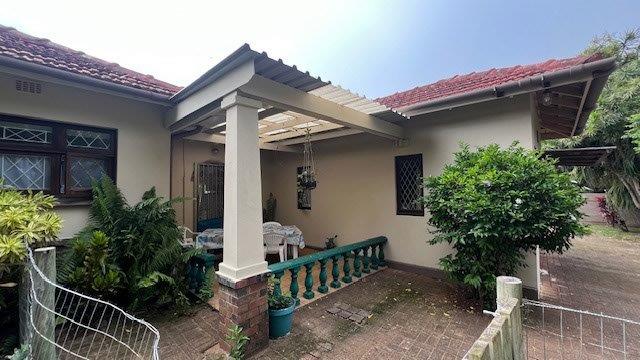 3 Bedroom Property for Sale in Uvongo KwaZulu-Natal