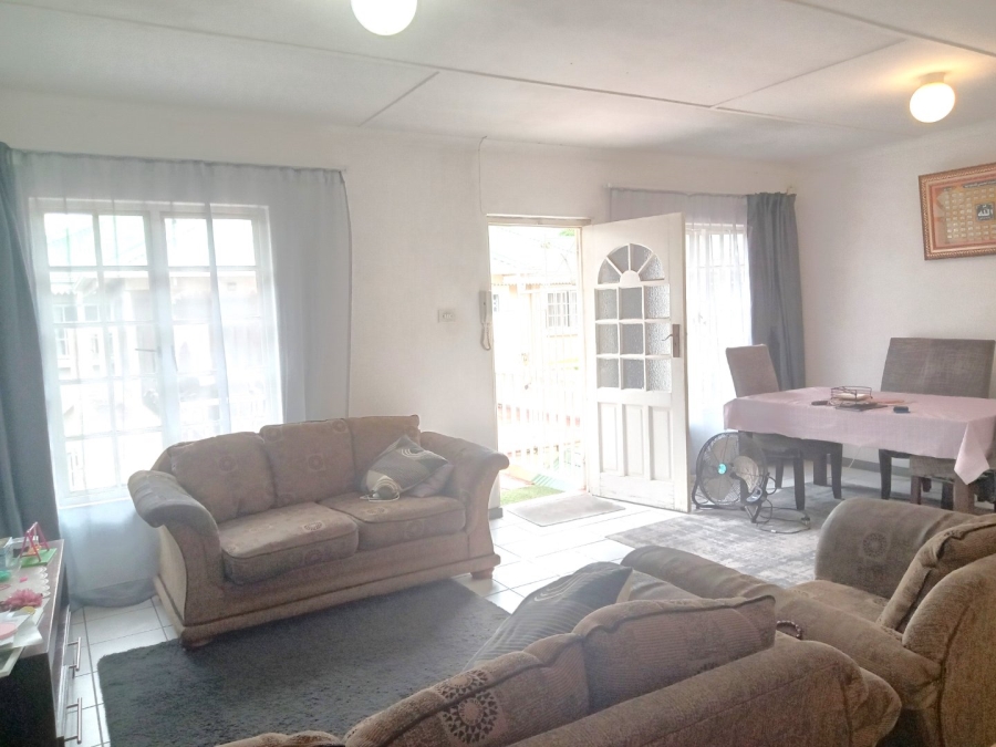 3 Bedroom Property for Sale in Scottsville KwaZulu-Natal