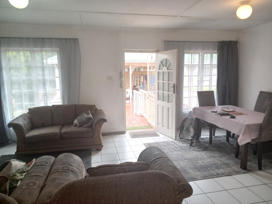 3 Bedroom Property for Sale in Scottsville KwaZulu-Natal