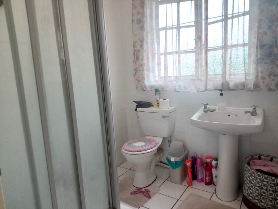 3 Bedroom Property for Sale in Scottsville KwaZulu-Natal