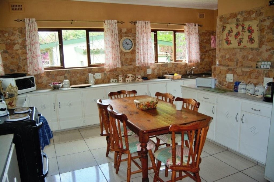 4 Bedroom Property for Sale in Umtentweni KwaZulu-Natal