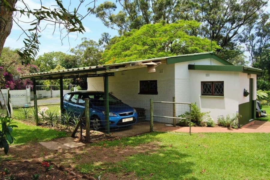 4 Bedroom Property for Sale in Umtentweni KwaZulu-Natal