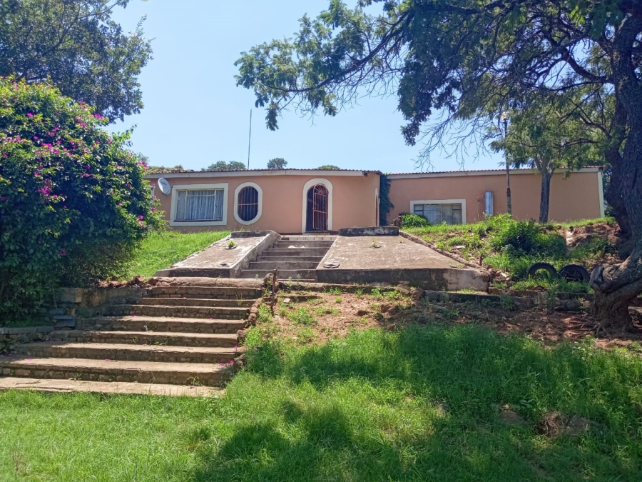 5 Bedroom Property for Sale in Newcastle Rural KwaZulu-Natal