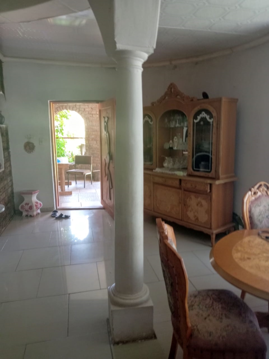 5 Bedroom Property for Sale in Newcastle Rural KwaZulu-Natal