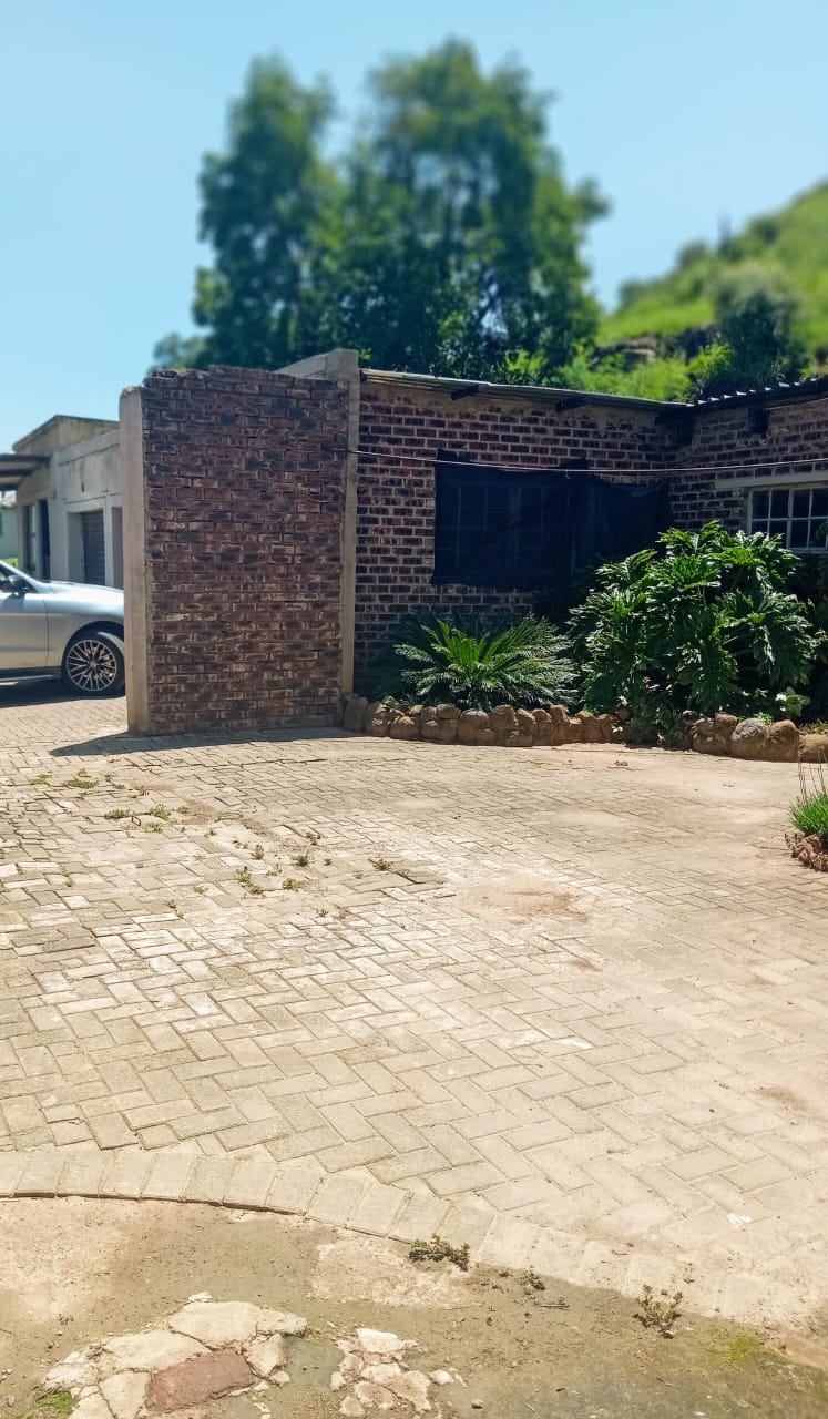 5 Bedroom Property for Sale in Newcastle Rural KwaZulu-Natal