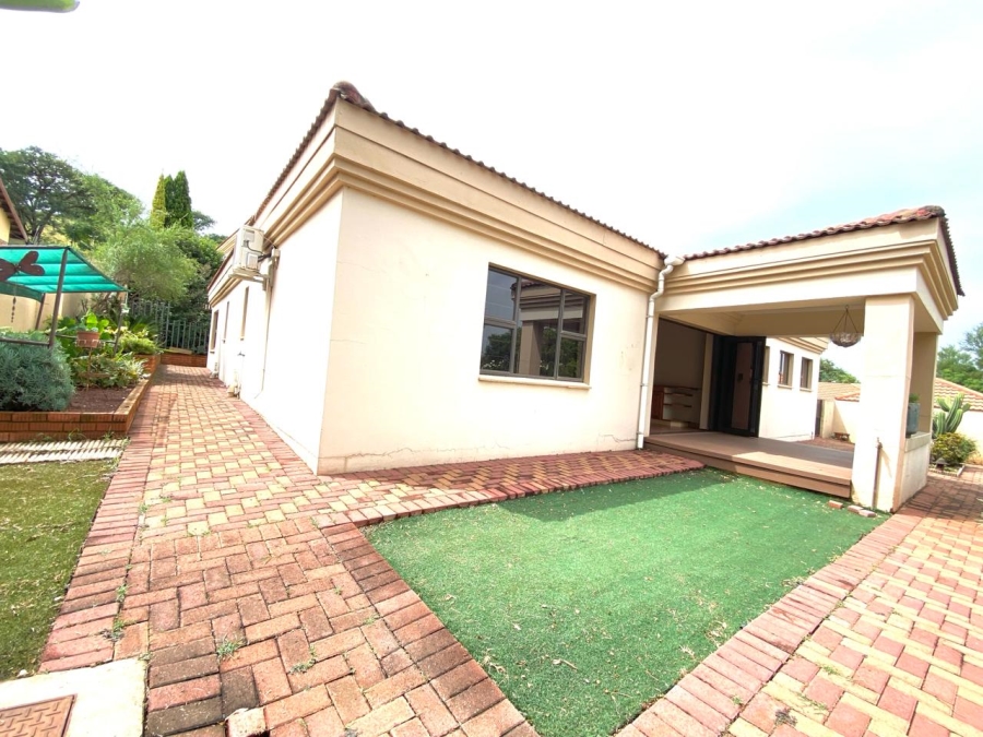 2 Bedroom Property for Sale in Signal Hill KwaZulu-Natal