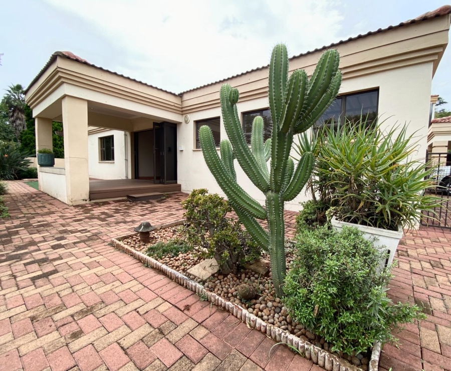 2 Bedroom Property for Sale in Signal Hill KwaZulu-Natal