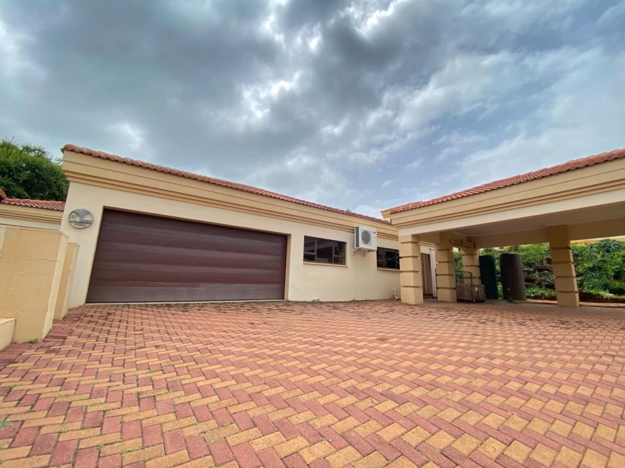 2 Bedroom Property for Sale in Signal Hill KwaZulu-Natal