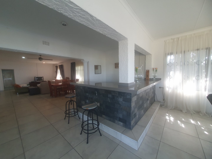 4 Bedroom Property for Sale in Hibberdene KwaZulu-Natal