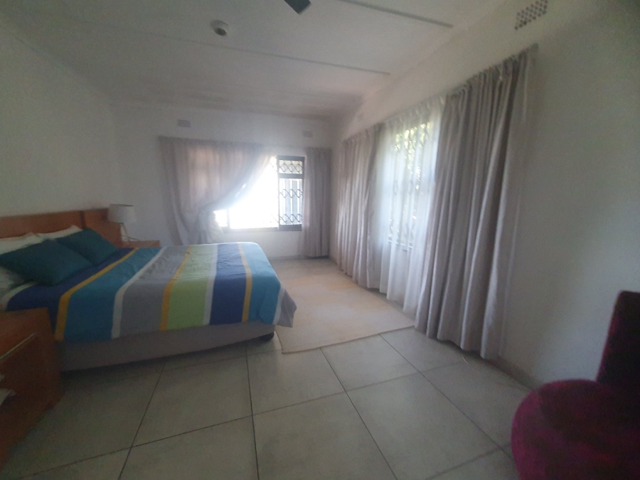 4 Bedroom Property for Sale in Hibberdene KwaZulu-Natal