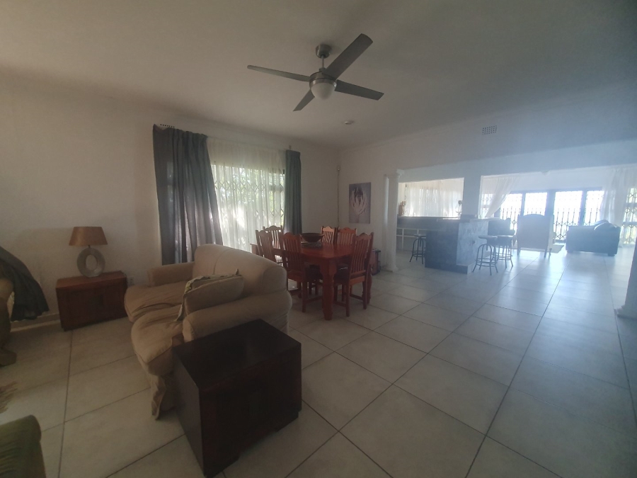 4 Bedroom Property for Sale in Hibberdene KwaZulu-Natal