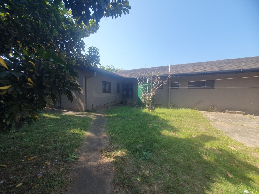 4 Bedroom Property for Sale in Hibberdene KwaZulu-Natal