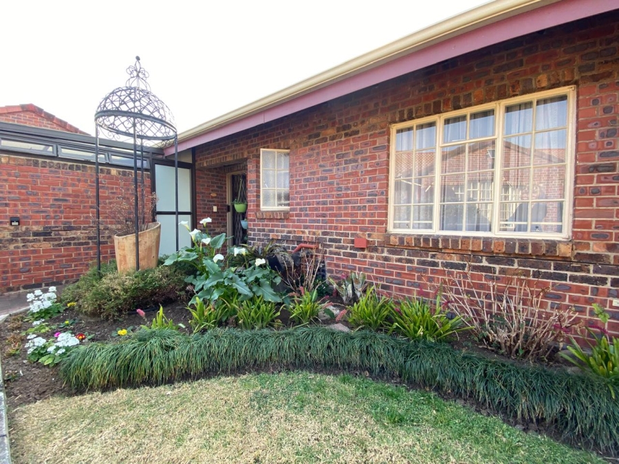 2 Bedroom Property for Sale in Newcastle KwaZulu-Natal