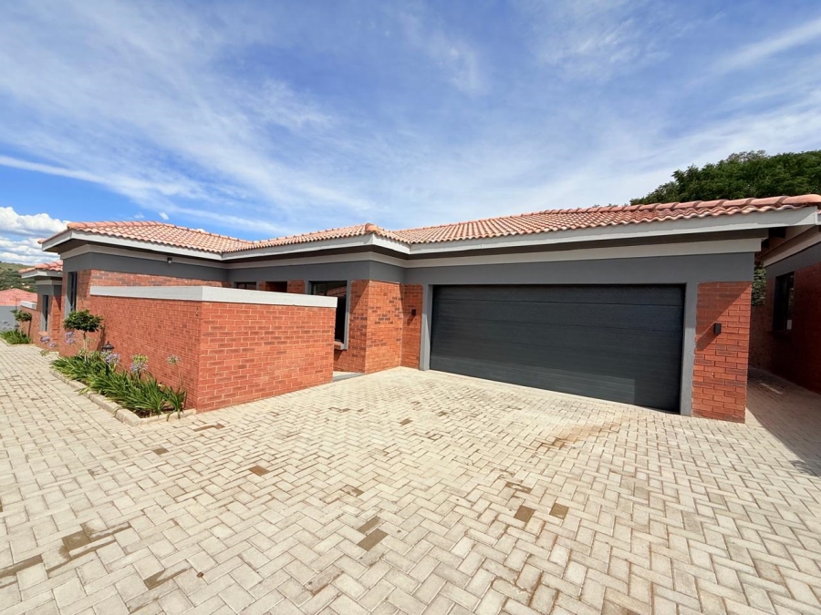 To Let 3 Bedroom Property for Rent in Schuinshoogte KwaZulu-Natal