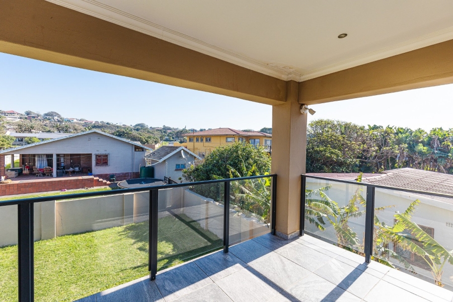 6 Bedroom Property for Sale in St Michaels On Sea KwaZulu-Natal