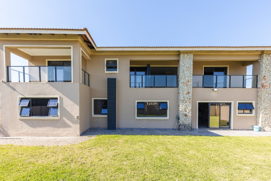 6 Bedroom Property for Sale in St Michaels On Sea KwaZulu-Natal