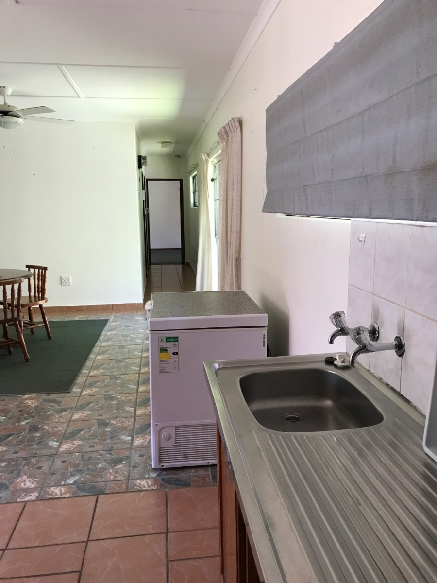 To Let 2 Bedroom Property for Rent in Trafalgar KwaZulu-Natal