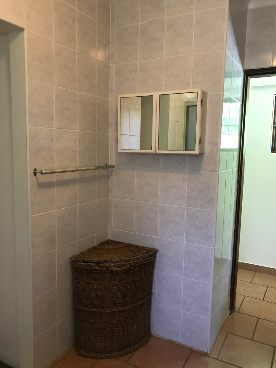 To Let 2 Bedroom Property for Rent in Trafalgar KwaZulu-Natal