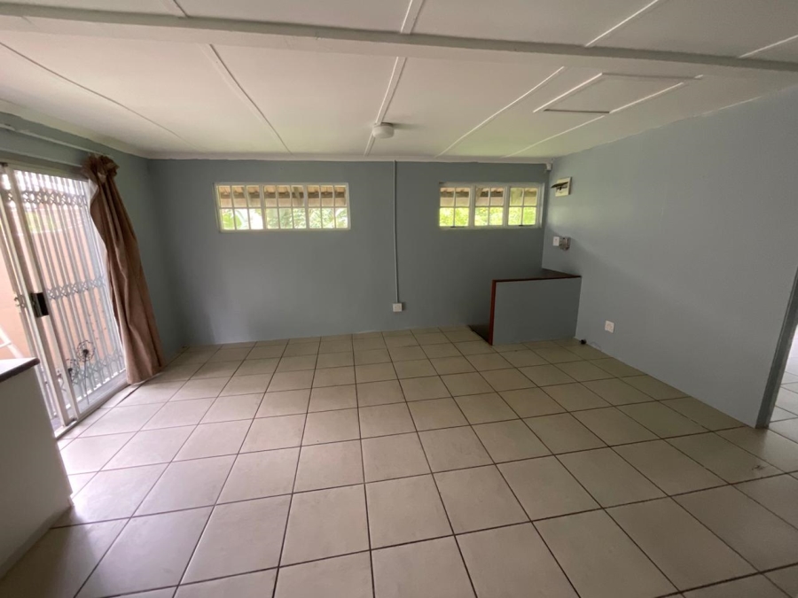 To Let 3 Bedroom Property for Rent in Chiltern Hills KwaZulu-Natal