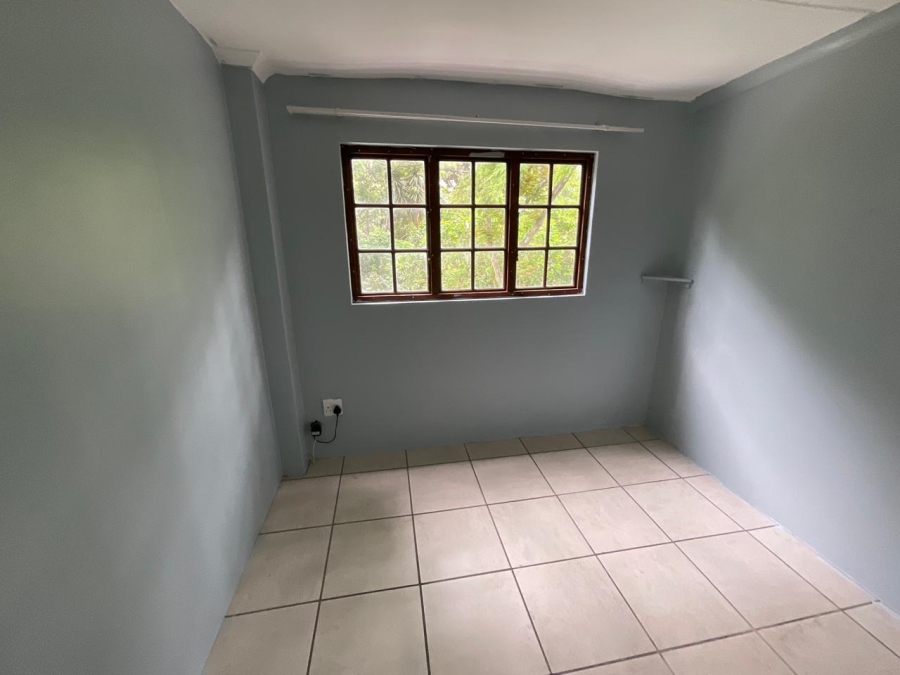 To Let 3 Bedroom Property for Rent in Chiltern Hills KwaZulu-Natal