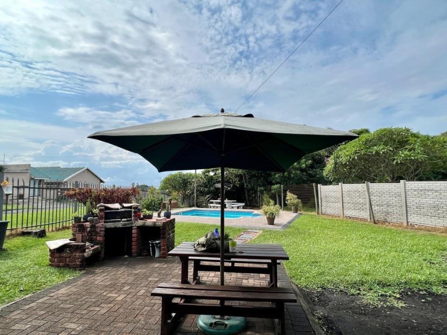 4 Bedroom Property for Sale in St Michaels On Sea KwaZulu-Natal