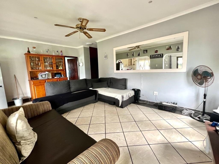 4 Bedroom Property for Sale in St Michaels On Sea KwaZulu-Natal