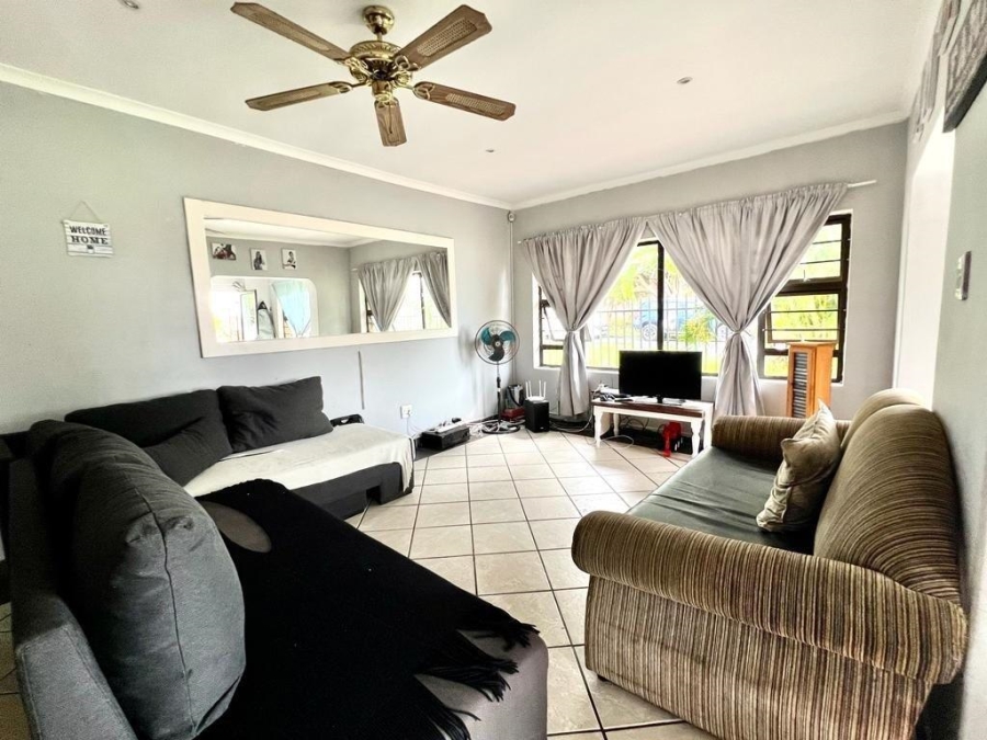 4 Bedroom Property for Sale in St Michaels On Sea KwaZulu-Natal