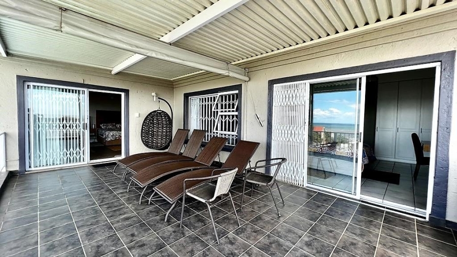 5 Bedroom Property for Sale in St Michaels On Sea KwaZulu-Natal