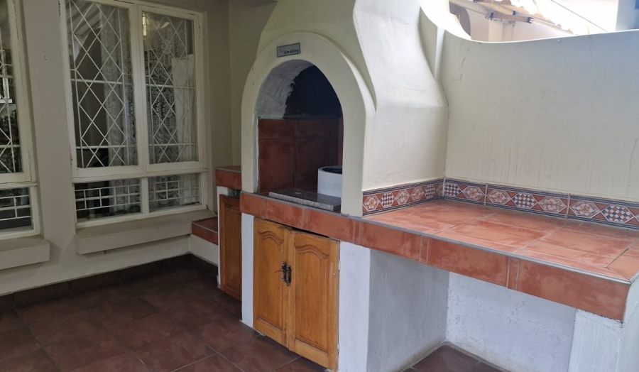 2 Bedroom Property for Sale in St Michaels On Sea KwaZulu-Natal