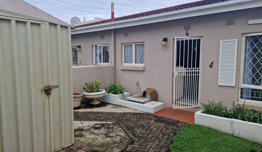 2 Bedroom Property for Sale in St Michaels On Sea KwaZulu-Natal