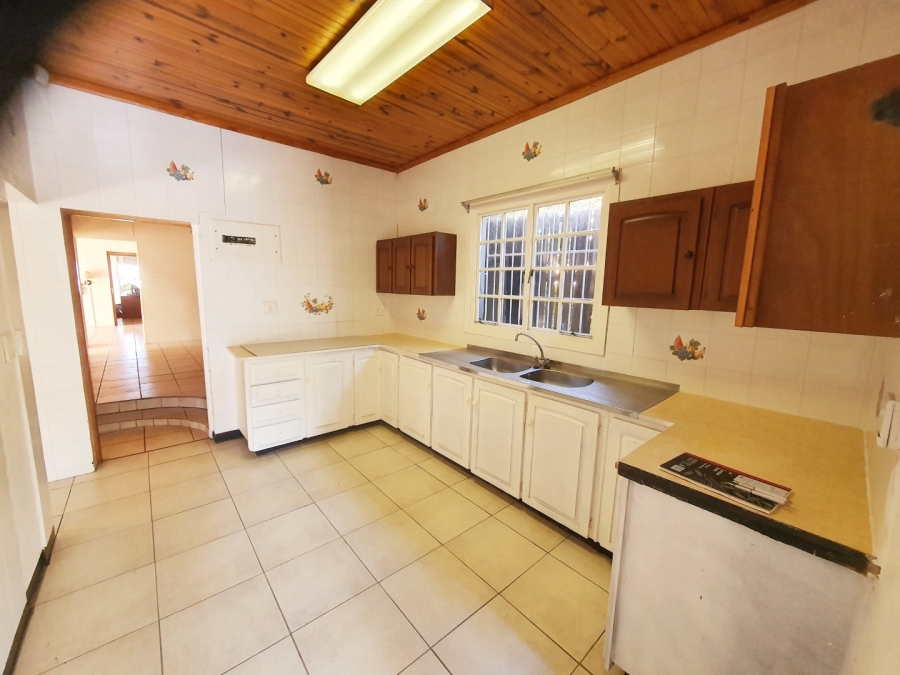 3 Bedroom Property for Sale in Sea Park KwaZulu-Natal