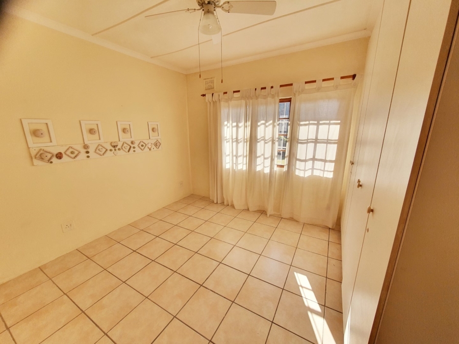 3 Bedroom Property for Sale in Sea Park KwaZulu-Natal