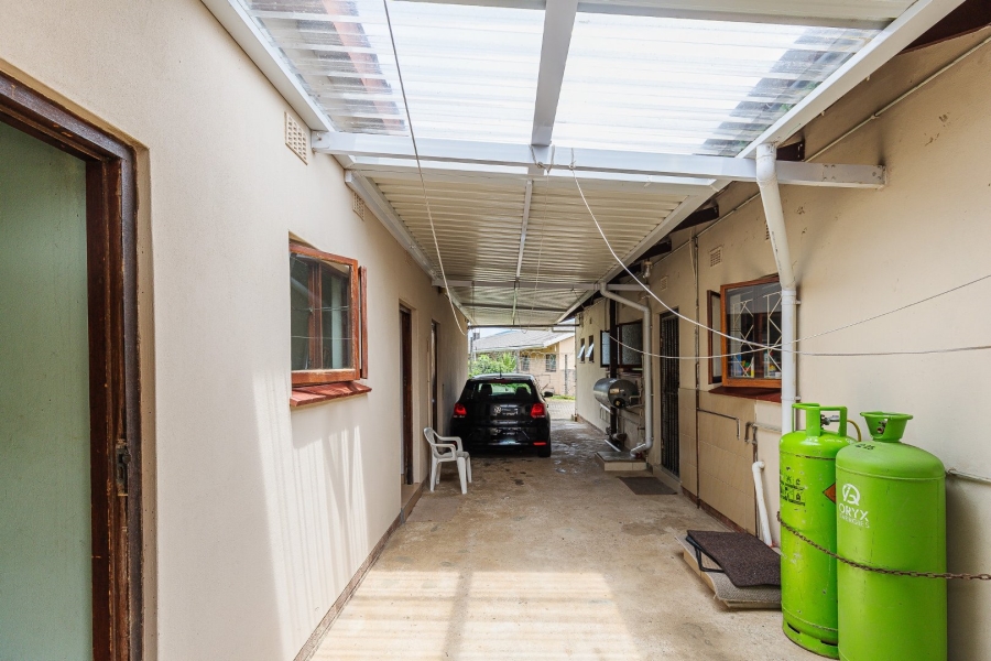 3 Bedroom Property for Sale in Oslo Beach KwaZulu-Natal