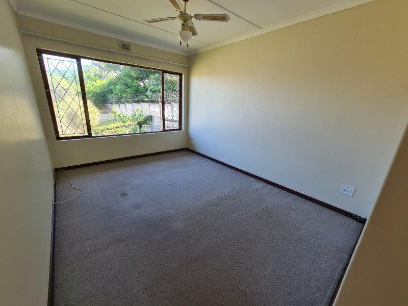 3 Bedroom Property for Sale in Uvongo KwaZulu-Natal