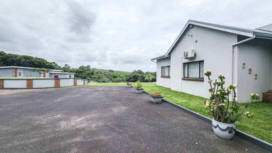 7 Bedroom Property for Sale in St Michaels On Sea KwaZulu-Natal