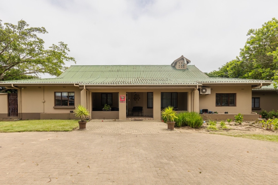 7 Bedroom Property for Sale in St Michaels On Sea KwaZulu-Natal