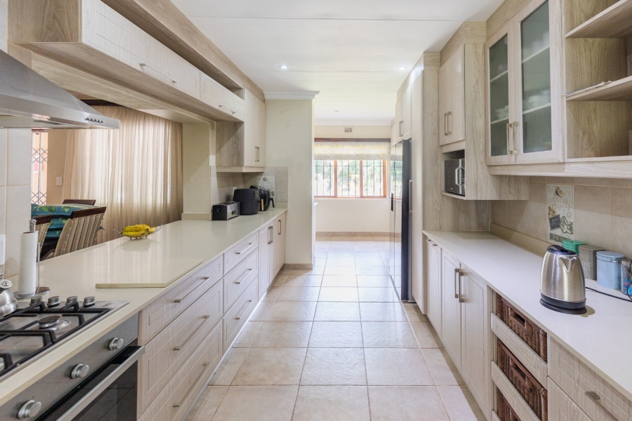 7 Bedroom Property for Sale in St Michaels On Sea KwaZulu-Natal