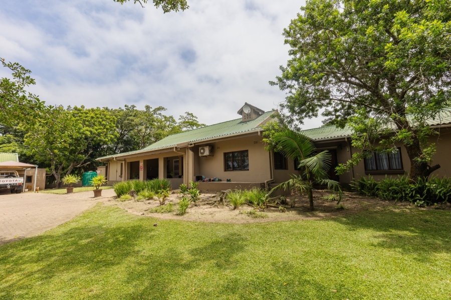 7 Bedroom Property for Sale in St Michaels On Sea KwaZulu-Natal