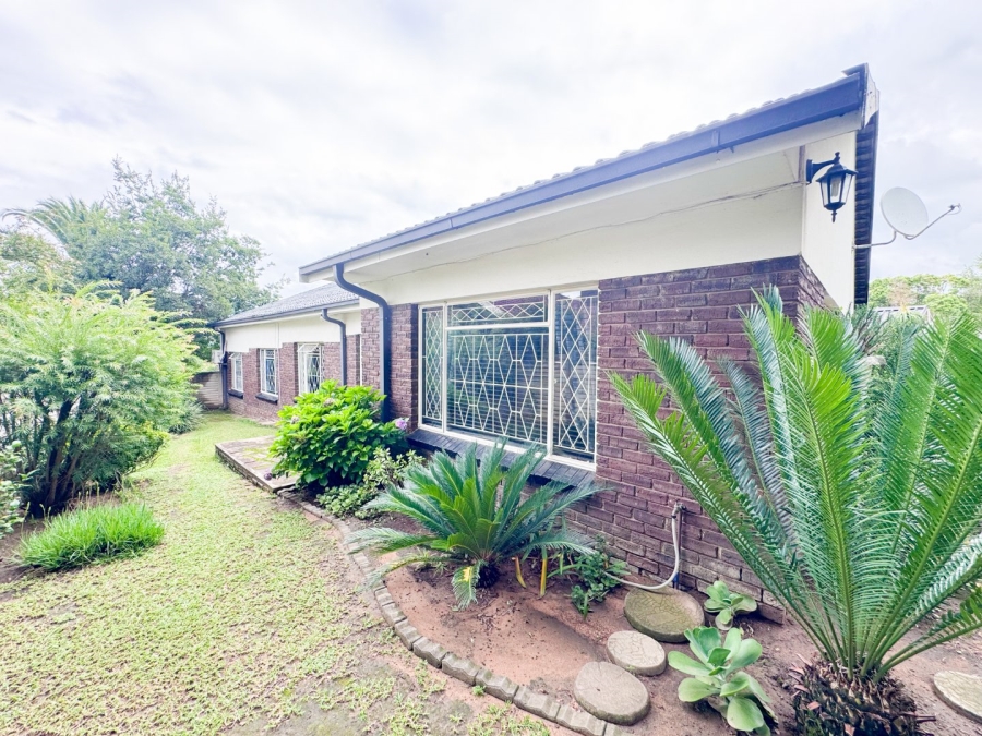 4 Bedroom Property for Sale in Aviary Hill KwaZulu-Natal