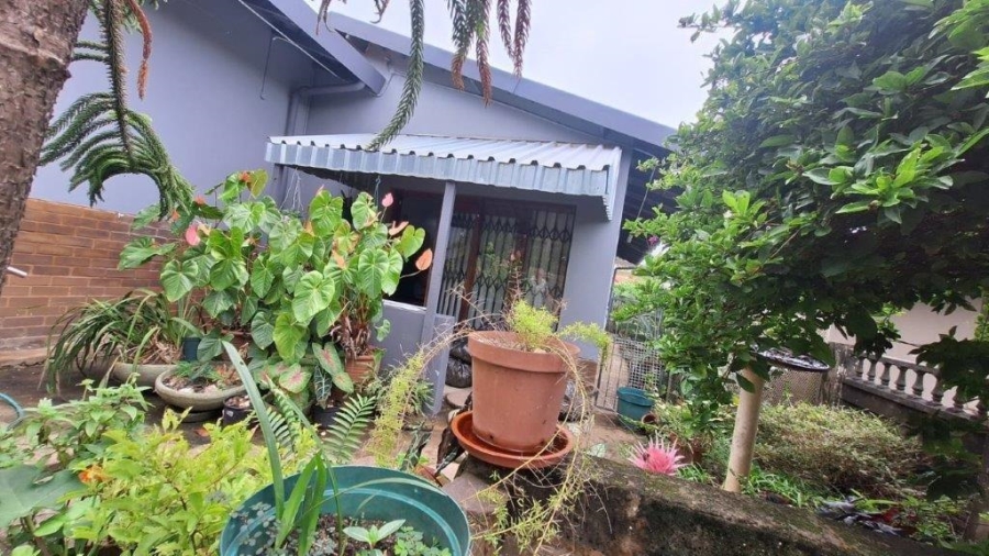 2 Bedroom Property for Sale in Sunwich Port KwaZulu-Natal