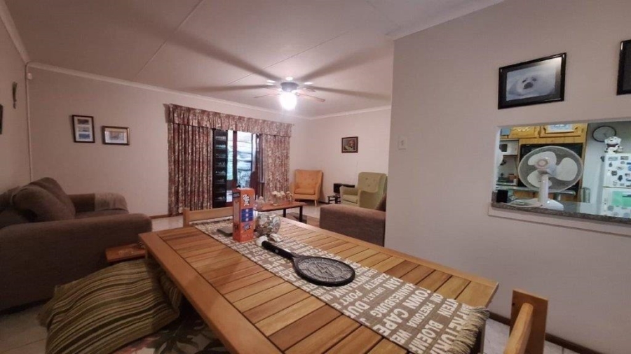 3 Bedroom Property for Sale in Southport KwaZulu-Natal